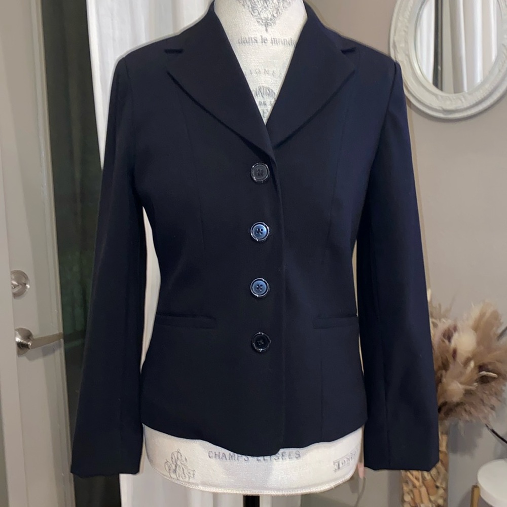 East 5th black ladies blazer top collar button front womens suit jacket size 4